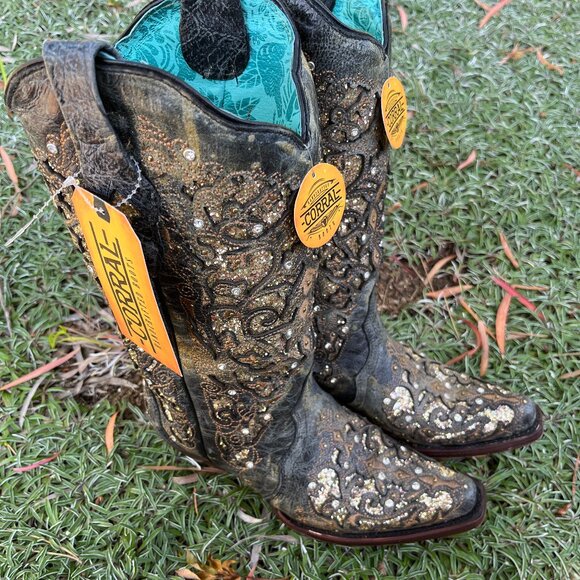 Corral Shoes - Corral Women's New Ash Grey Inlay & Studs & Crystal Western Boots, Size 9
